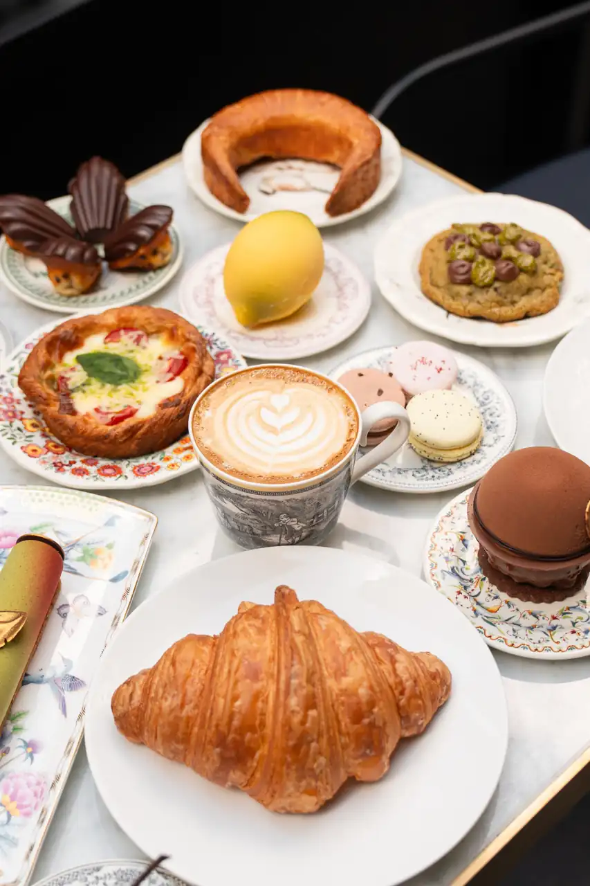 Artisanal French pastries, fresh mille-feuille and specialty coffee service